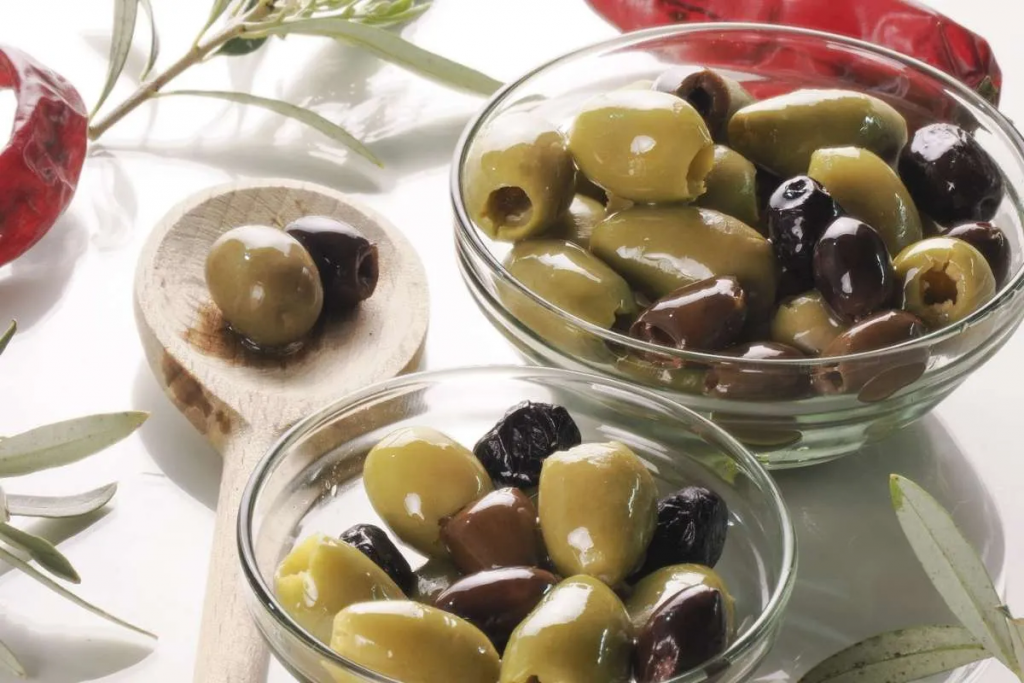 SOL e Vinitaly 2024: le olive da tavola Italiane in mostra a Verona